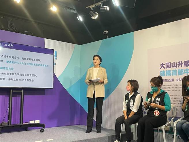 无党籍台北市长候选人黄珊珊上午发表健康城市2.0政见。（黄婉婷摄）