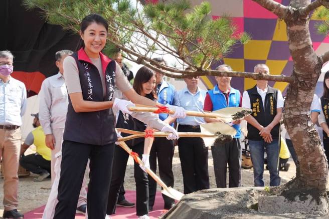 国民党南投县长候选人许淑华。（图／取自许淑华脸书）