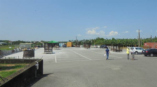 好眼光！执行署拍卖会屏东市公所以每坪万余元，标得市区797坪土地。(行政执行署提供)