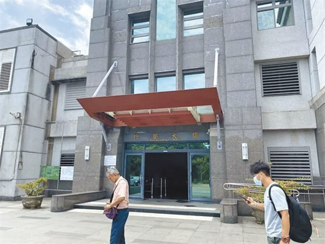 花莲玉里镇龚姓镇长候选人与第四选区（瑞穗乡、玉里镇）陈姓议员候选人涉犯《公职人员选举罢免法》，经检方向法院声请羁押，最后裁定龚以50万元交保，陈则遭羁押禁见。（本报资料照片）