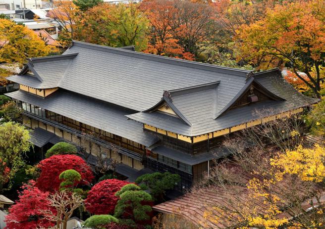 秋田县的「旧料亭金勇」採用日本建筑样式之一的数寄屋造茶室风格。（八户观光文化协会提供）