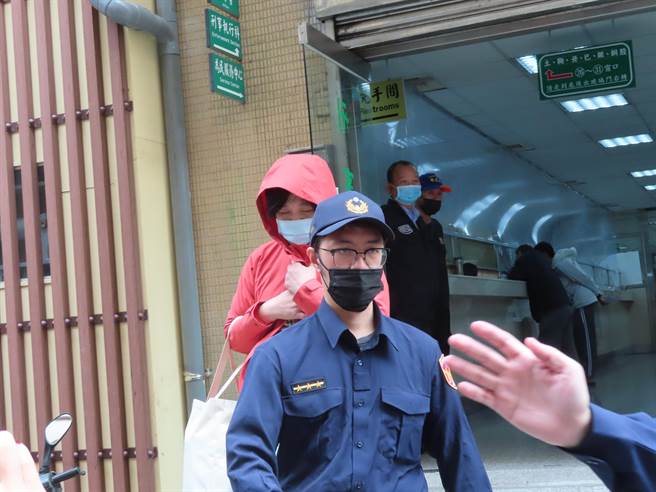 新北市10名前现任与前任议员发监执行。（叶德正摄）