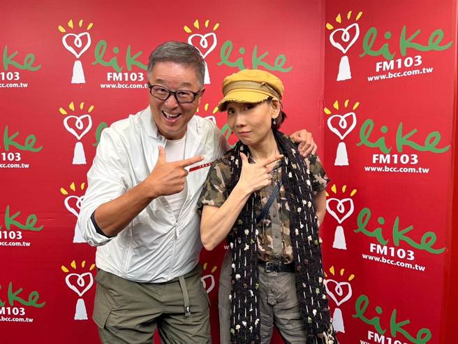 王伟忠看着郎祖筠长大。（中广流行网提供）