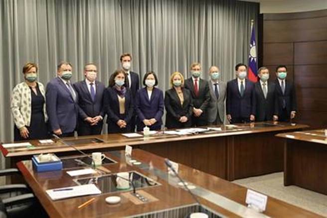 选在中共20大之后访台 IPAC：展示对台湾的支持(总统府提供)