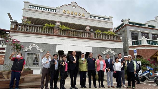 内政部长徐国勇今(3)日上午造访金门，与立法院内政委员会一行人前往琼林聚落视察。(于家麒摄)