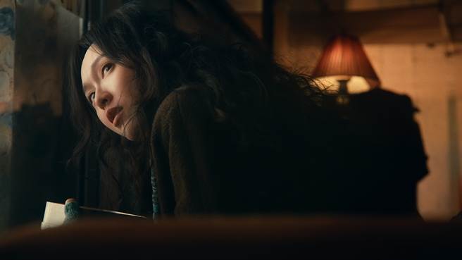 唐嫣饰演浦西明珠。（泽东提供）