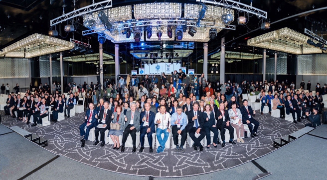 2025双北世界壮年运动会授旗仪式大合影。(照片/教育部提供)

