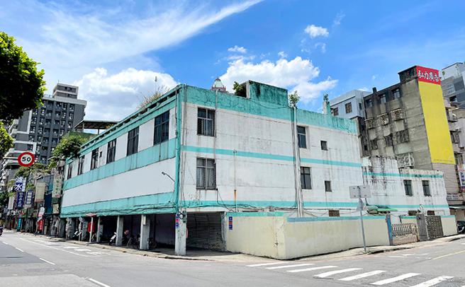 （捷运先啬宫站旁835.91坪都更用地，12月20日将公开标售。图∕业者提供）