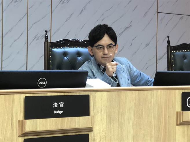 黃子佼今天出席司法院國民法官開箱影片記者會。（鄭宜熏攝）