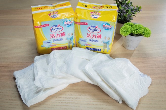 亚洲尿失禁顾问委员会的数据显示，漏尿问题与年龄上升成正比，故使用日常辅助品为必要。(图:中时新闻网摄)