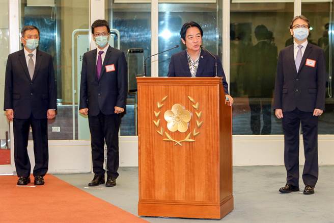 副总统赖清德结束帛琉访问行程于3日晚间返抵国门，他在桃机发表谈话表示，惠恕仁总统公开宣称，台湾已经带给帛琉新的希望，同时也肯定访问成果，公开讚扬访问团是满贯全垒打再加一分。（陈麒全摄）