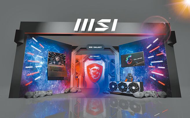 MSI于Wirforce活动中打造星际战舰场景，巨型电竞笔电、显示卡造型装置超吸睛。图／业者提供