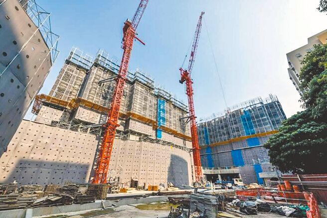 社宅再成选举议题攻防战场，针对林佳龙竞选办公室对中和社宅提出的质疑，新北市城乡局发表声明反击。（新北市政府城乡局提供／吕健豪新北传真）