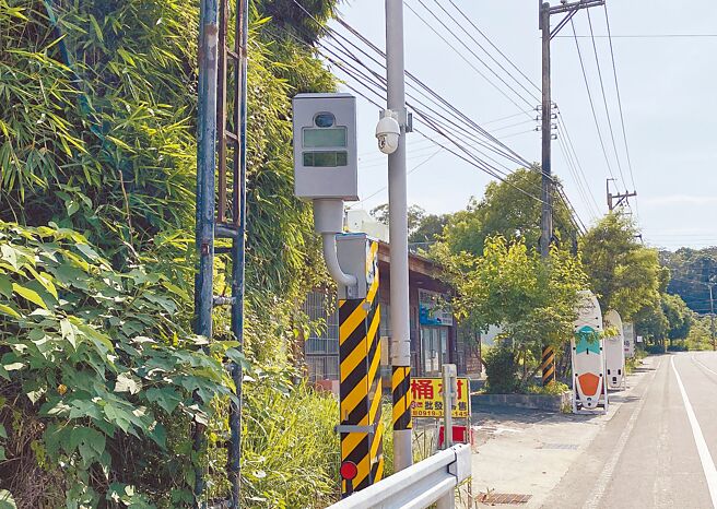 新竹县警察局新设4座固定测速照相设备，预计11月15日陆续启用。（新竹县府提供／邱立雅竹县传真）