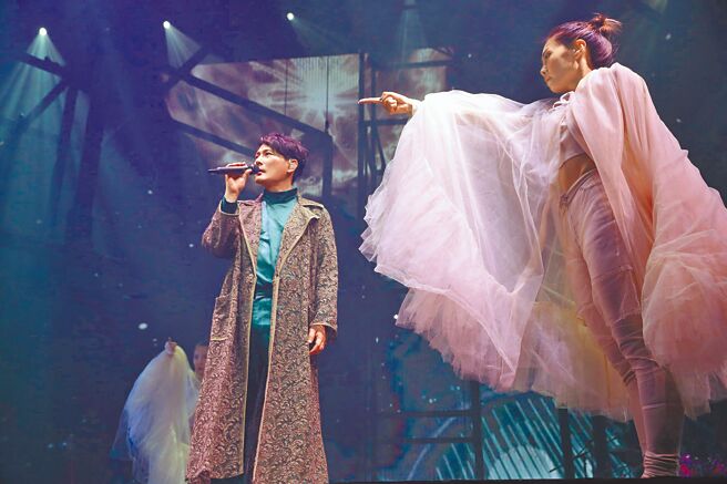 張信哲昨宣布將於明年2月25日、第3度登上台北小巨蛋開唱。（潮水音樂提供）