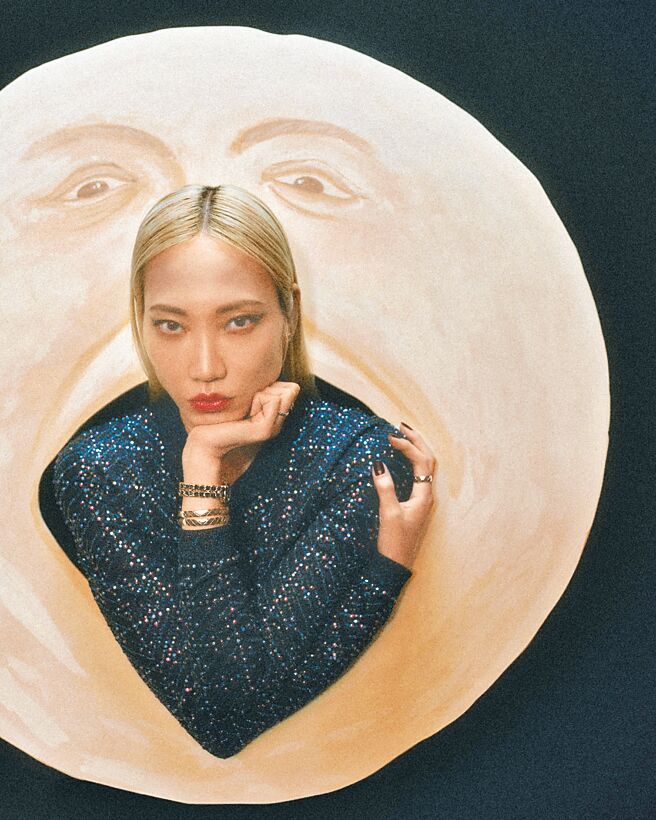 香奈儿ONCE UPON A MOON广告出炉，品牌大使朴秀珠俏皮诠释登月的梦想。（CHANEL提供）
