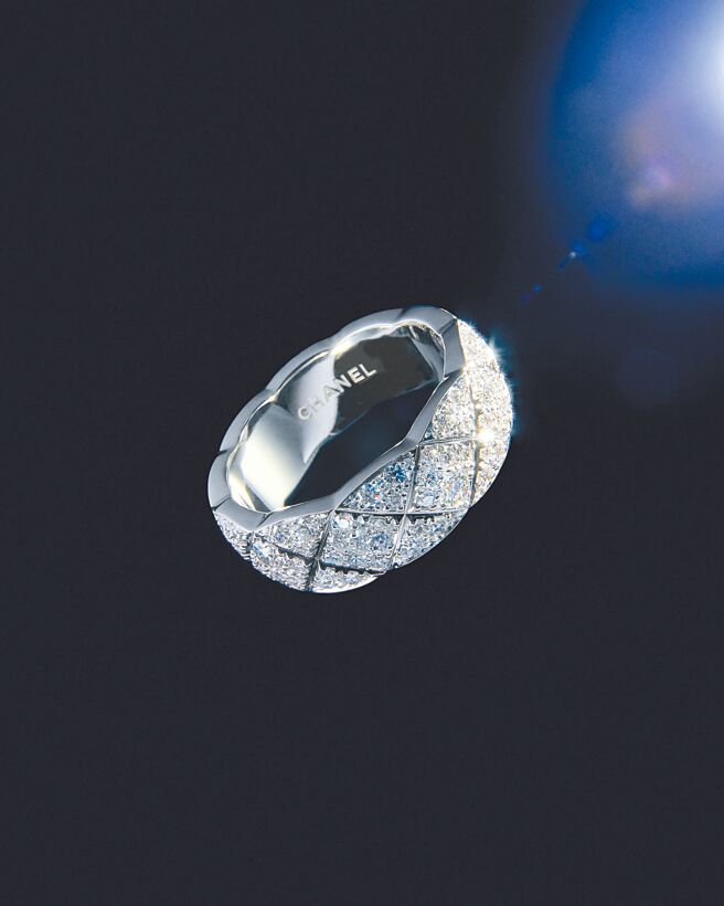 香奈儿Coco Crush钻石戒指，43万元。（CHANEL提供）