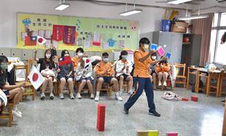 台日學生交流視訊表演「蛇舞」展創意
