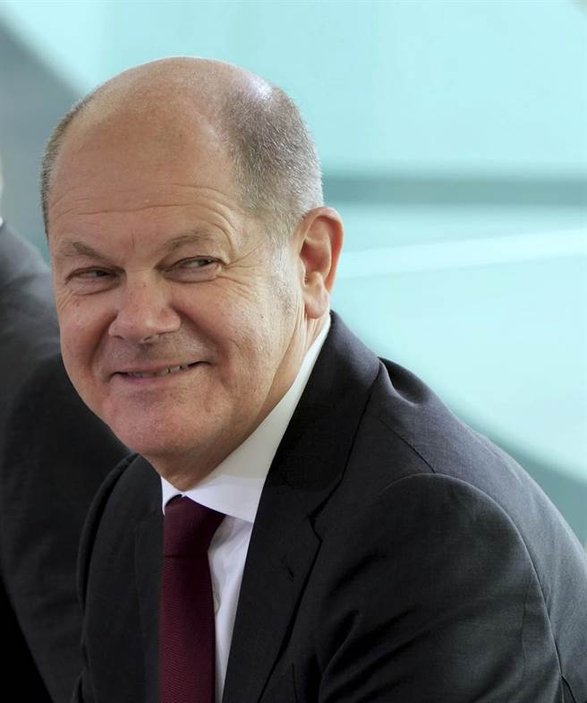 姜锋：萧兹访大陆将获得歷史高分。(图／ 美联社)