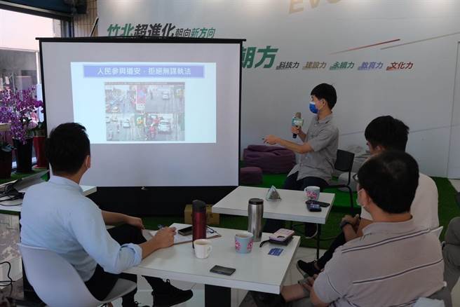 竹北市長候選人鄭朝方舉辦人本交通暨道路平權實踐座談會，與專家討論如何有較制定政策改善交通。（鄭朝方團隊提供／邱立雅竹縣傳真）