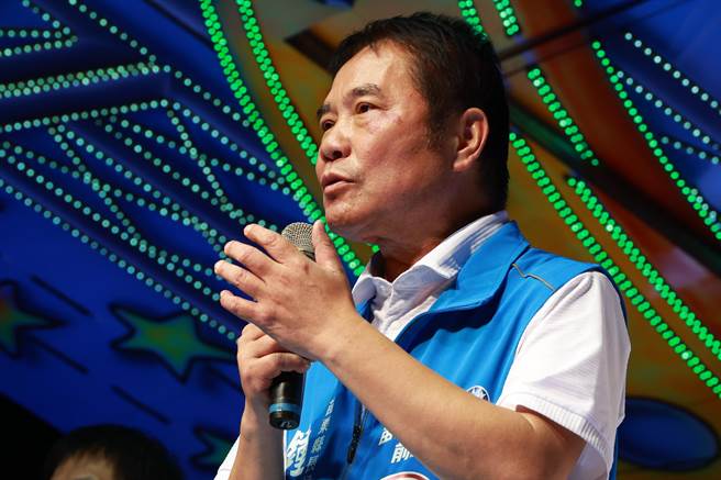 苗栗縣長候選人鍾東錦4日寫給全體縣府員工一封信，邀請全體員工一起打贏這一仗。（鍾東錦競總提供／謝明俊苗栗傳真）