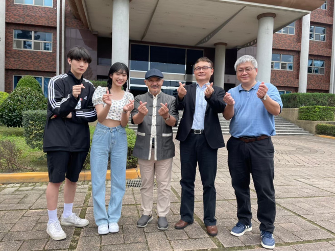 「中华上古神话山海经文化艺术股份有限公司」与义守大学合作的「山海经上古神话文创IP开发」产学计画，藉年轻学子的创意，为文创产业带来新视野。(照片/义守大学提供)