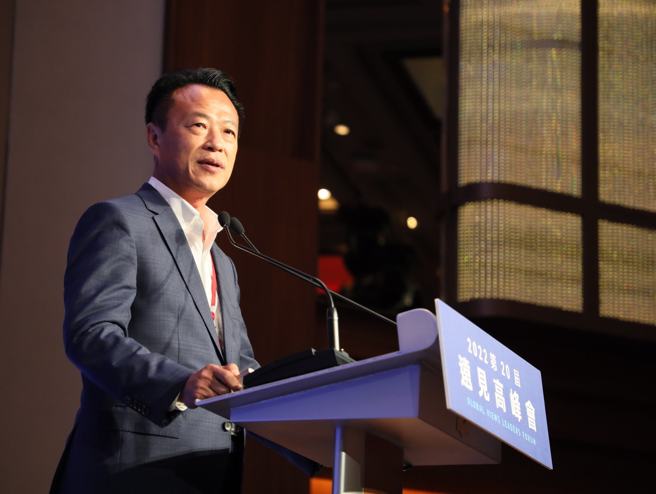 民进党嘉义县长候选人翁章梁。(图取自翁章梁脸书)