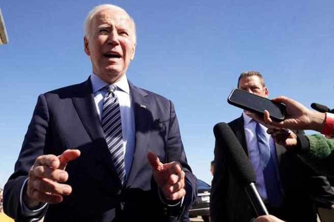 即使多項民意調查顯示共和黨很可能會大勝，但美國總統拜登（Joe Biden）今天仍樂觀堅稱，民主黨會贏得下週期中選舉。（圖/ 路透社）