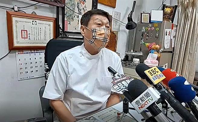 中山附医法医系主任高大成怀疑有慢性病的两人是诈团见死不救，但无外伤，而运往南投藏死的那人可能骨折有外伤，才会大费周张运到山区弃尸。（民眾提供／冯惠宜台中传真）