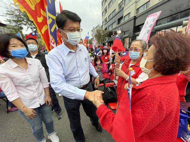 国民党台南市长候选人谢龙介妇女后援会今天成立。(李俊淇摄)