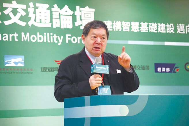 遠東集團董事長徐旭東鼓勵參與者將「綠色」放在心中，並實踐社會與日常生活。圖／主辦單位提供