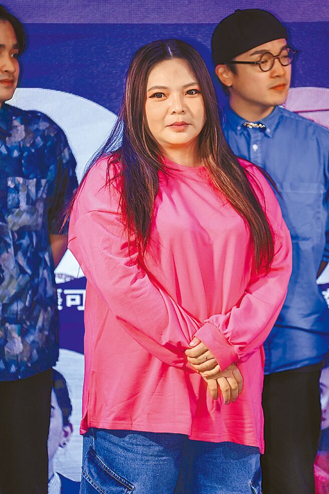 小甜甜昨出席記者會分享健康狀況。（羅永銘攝）