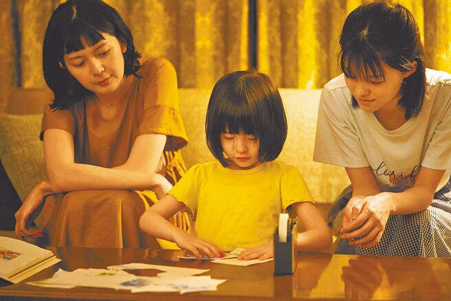 《幽静的山荷叶》由菊池亚希子（左起）、鹭坂阳菜、志田彩良等卡司主演。（希望行销提供）