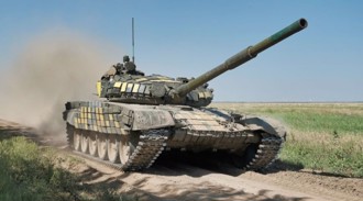 美國與荷蘭共同為烏克蘭升級90輛T-72主戰坦克