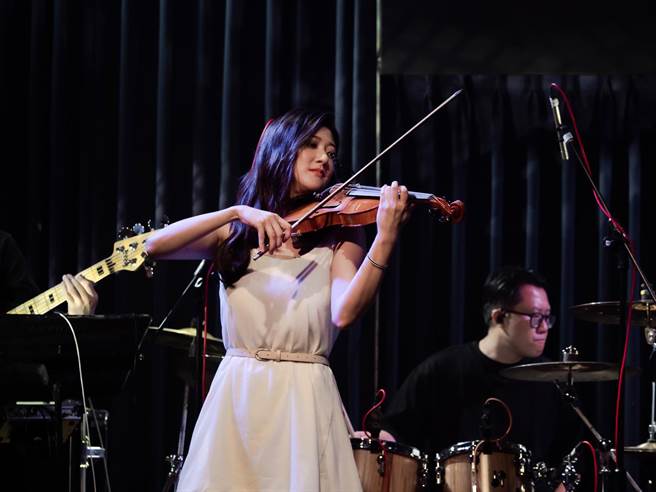 林逸欣昨举办生日音乐会。（鑫羽工作室提供）