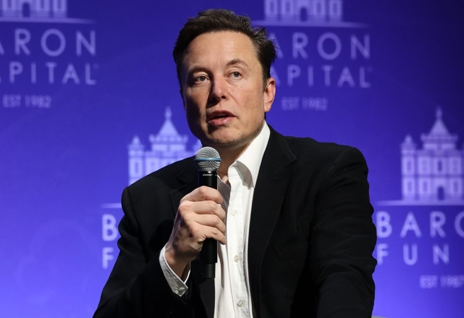 馬斯克入主推特後開除約半數員工，聯合國人權事務高級專員呼籲尊重人權。（圖／美聯社）