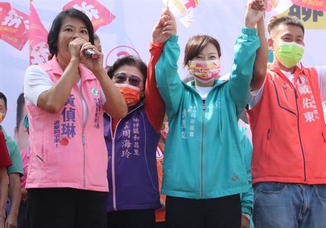 陈其迈除细数政绩外，表示左楠议员要全垒打，他「最担心黄侦琳」，拜托市民支持。(陈其迈竞选办公室提供／林雅惠传真)