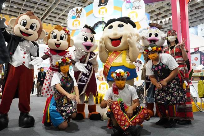 云仙乐园是乌来瀑布的水源地，海拔约500公尺，其中还有划船、射箭、漆弹等游乐设施，非常适合家庭旅游，还可以体验乌来原住民族文化。（云仙乐园提供）