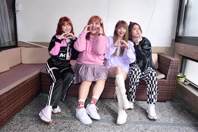 怪物新人Nini、泡绵女孩佳沁、网红莫鱼、艺人比熊-陈又祯，为公益活动贡献心力。（红心字会提供）