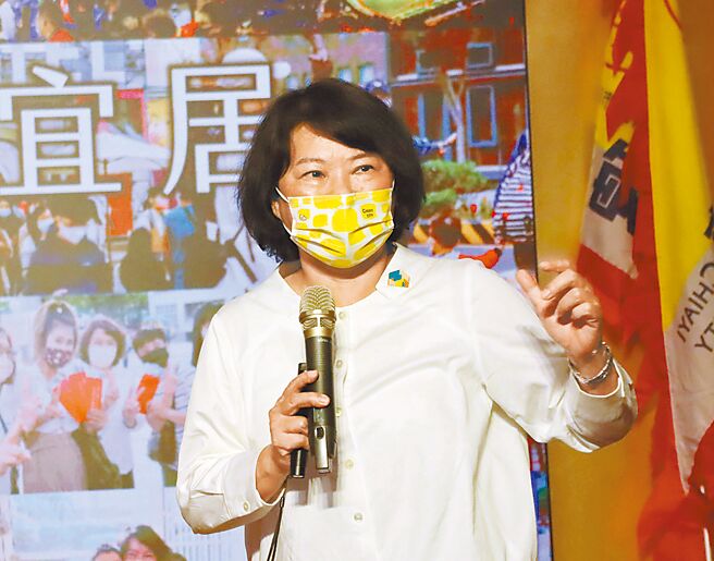 嘉義市長黃敏惠說，中選會將嘉義市長選舉延期舉辦的決定「不意外，但非常遺憾」，這番言論引發對手李俊俋的批評 。（本報資料照片）