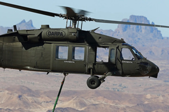 DARPA無人黑鷹直升機 緊急救援測試成功 