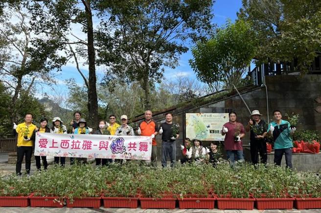 臺南市白河区关子岭红叶公园经休园整建，已于11/3重新开放。　图：西拉雅国家风景区管理处／提供
