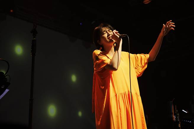 曾沛慈昨在華山Legacy舉辦演唱會。（亞神音樂提供）