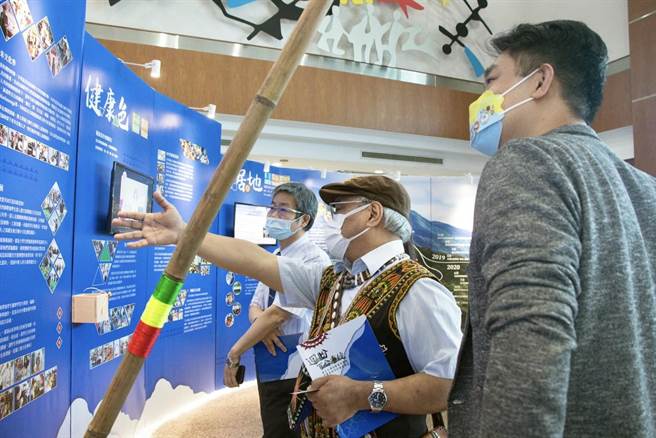 义守大学以一系列的大学社会责任实践活动，带领学生走进现场，乐于学习。（义守大学提供／林瑞益高雄传真）