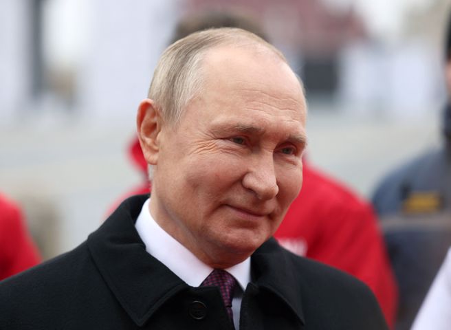 战争爆发后，俄罗斯人大举迁移至周边小国。（图／路透社）