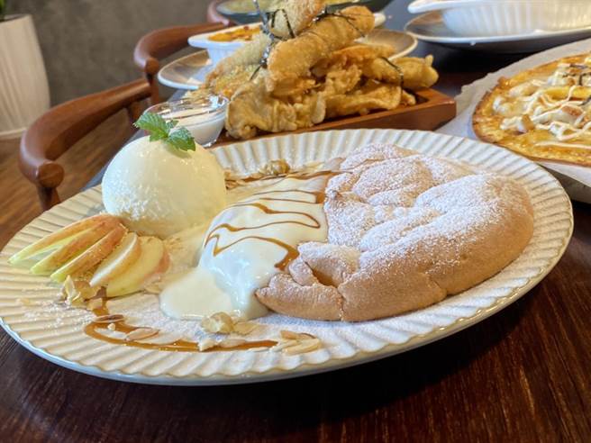 斐得蔬食11月正式进驻台中秀泰站前二馆，该店餐点以跨国界创意料理为主，盼带给更多人美好的蔬食体验。（冯惠宜摄）