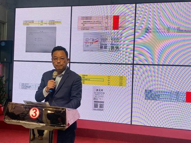 林耕仁表示，他8日上午将会亲赴调查局北机站递交相关事证。（陈育贤摄）