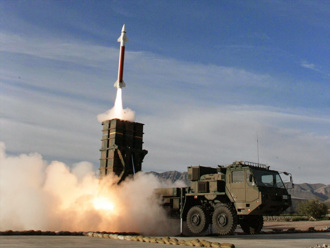 日本將擬改良防空導彈以應對中國高超音速武器