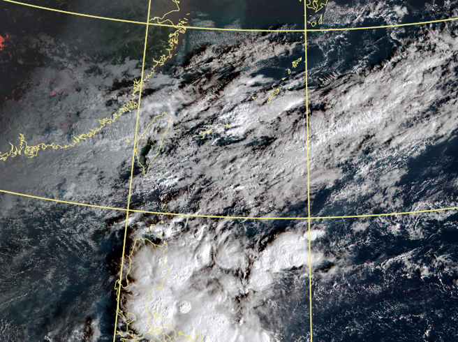 水氣移入帶來降雨，基隆、新北、宜蘭發大雨特報。（中央氣象局提供）