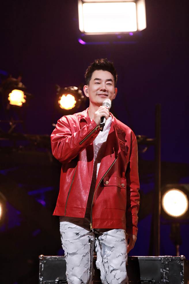 任贤齐开心参与《披荆斩棘2》节目。（相信音乐提供）